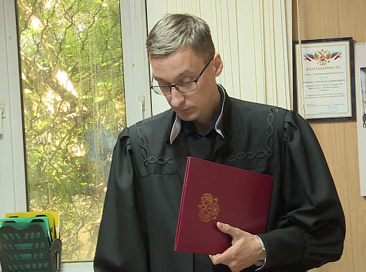 Судья Новиков поддержал полковника МВД Коновалова